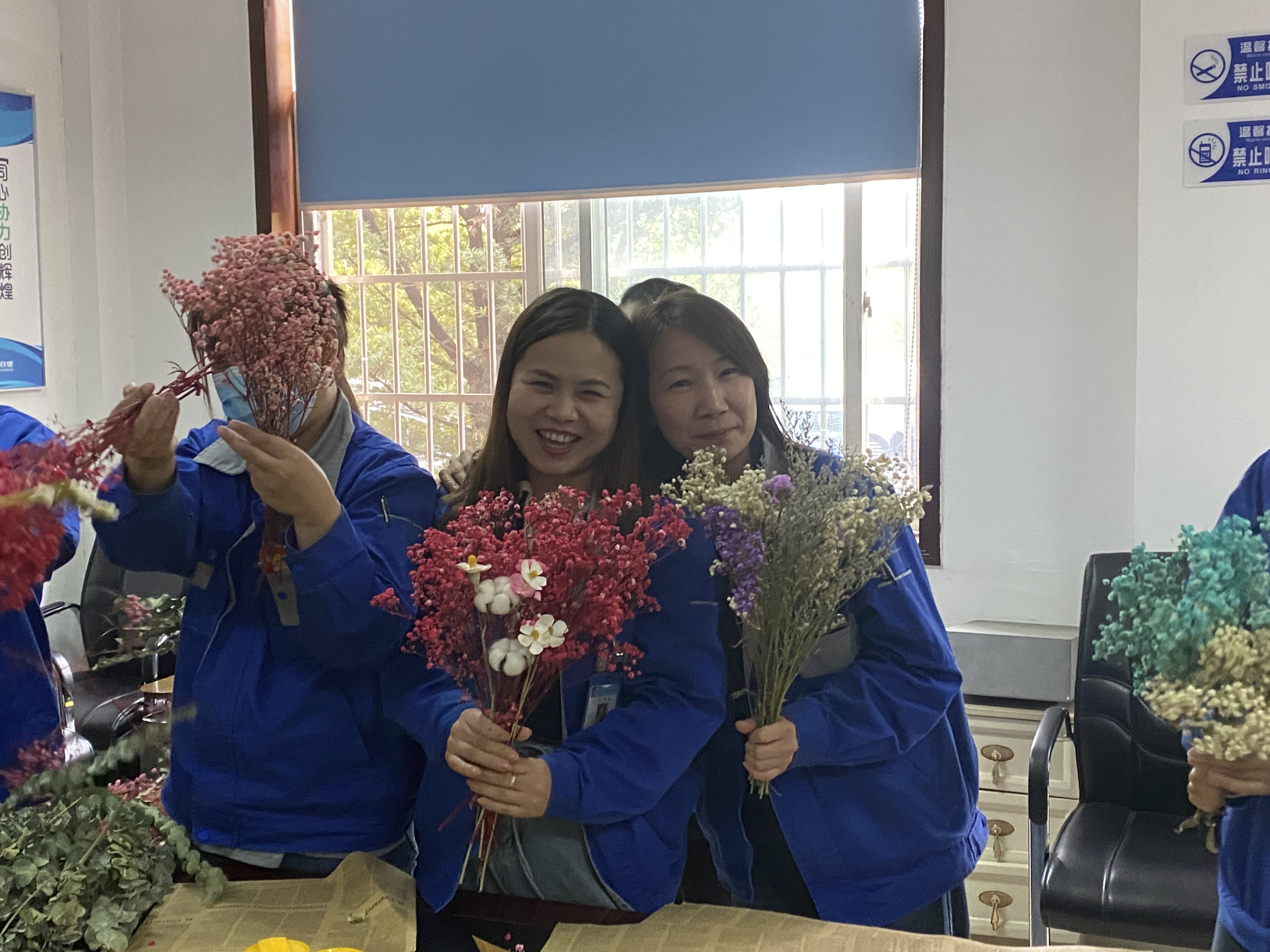 雷火网站登录入口,雷火（中国）
,宏明日望,株洲电子科技,湖南电容器,株洲电容器,电容器