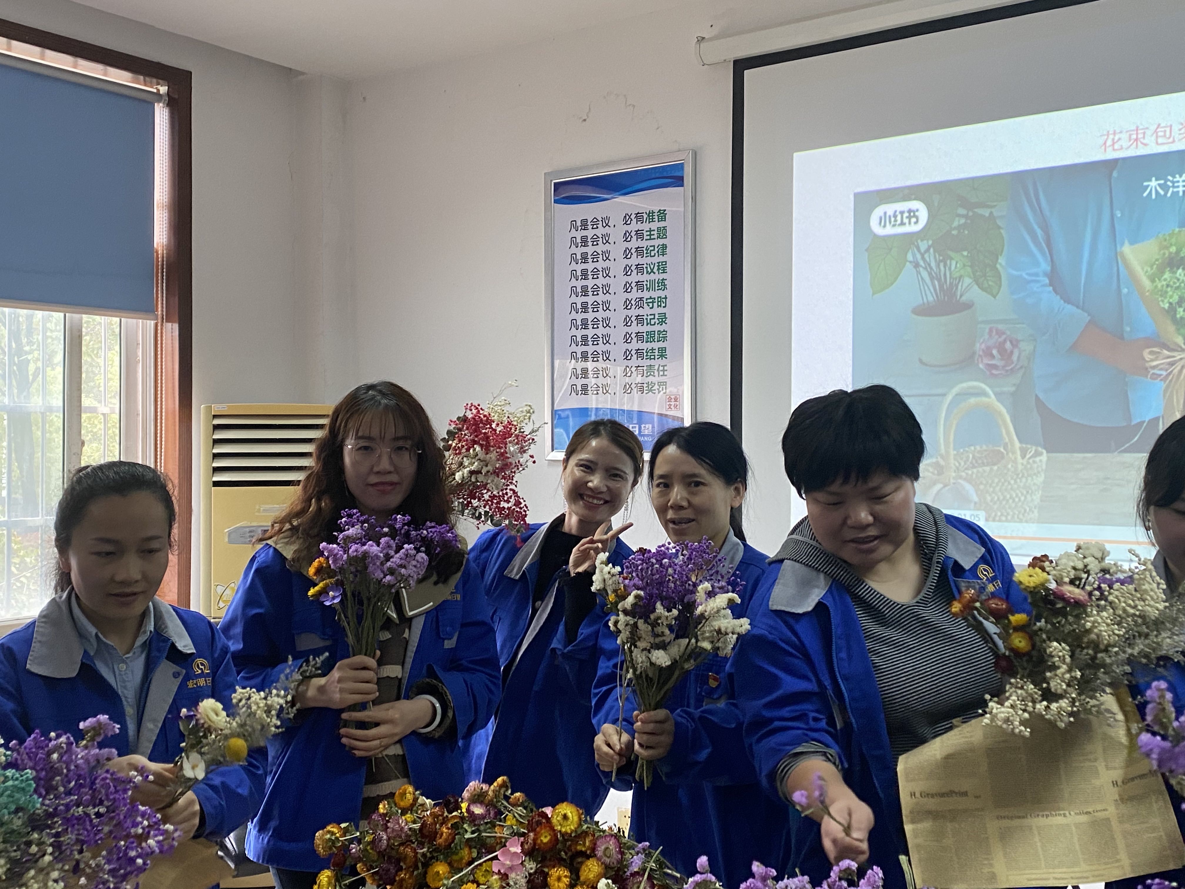 雷火网站登录入口,雷火（中国）
,宏明日望,株洲电子科技,湖南电容器,株洲电容器,电容器